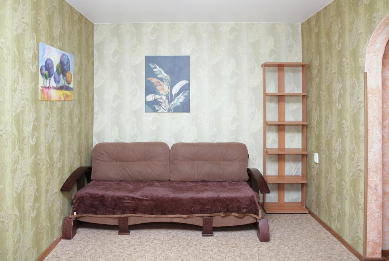 Apartments On Yavornitsky Av. Dnipro Esterno foto